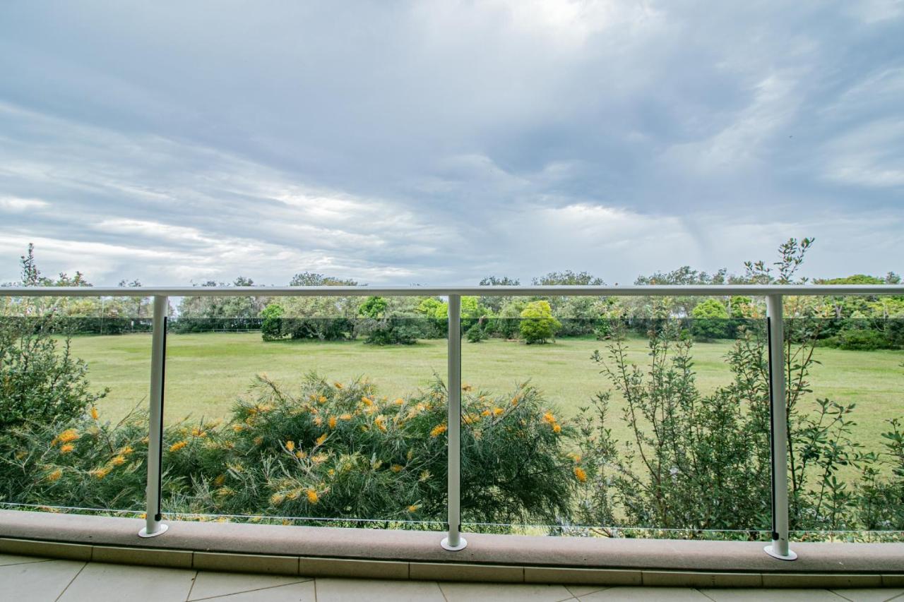 Korora Absolute Beachfront Opal Cove Resort מראה חיצוני תמונה