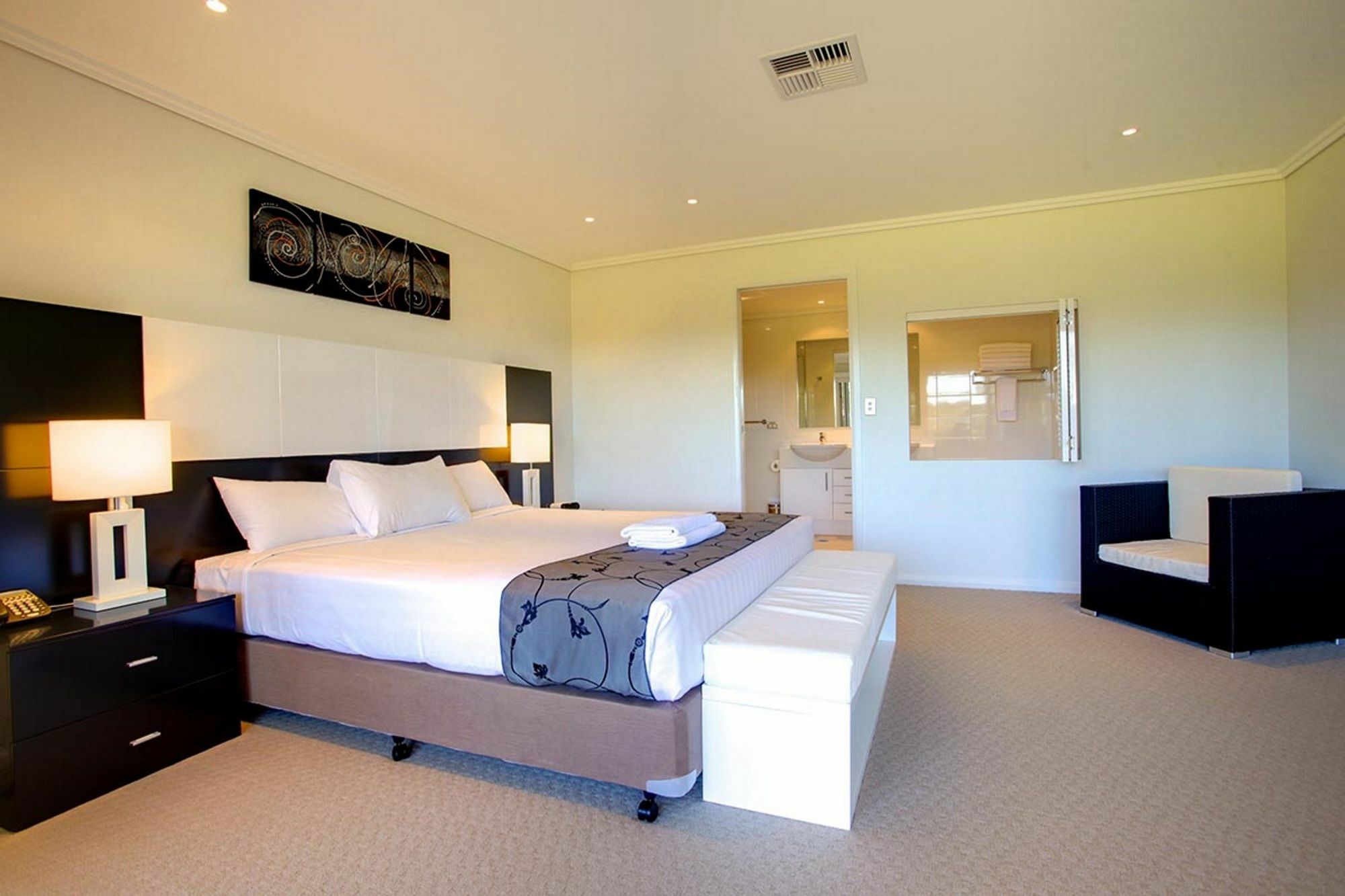 Korora Absolute Beachfront Opal Cove Resort מראה חיצוני תמונה